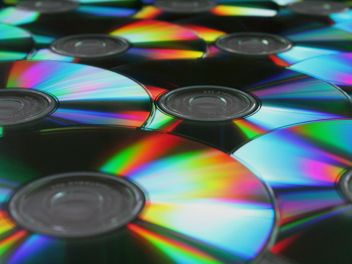 ¿Por qué poner códigos de barras a los cds?